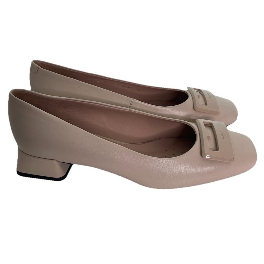 Geox Beige Leather Block Heel Pump Shoes Buckle Detail Size 39 US 9 Work Career